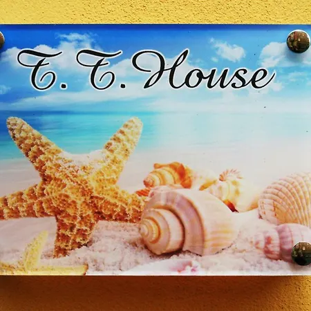 T T House Casa vacanze La Spezia