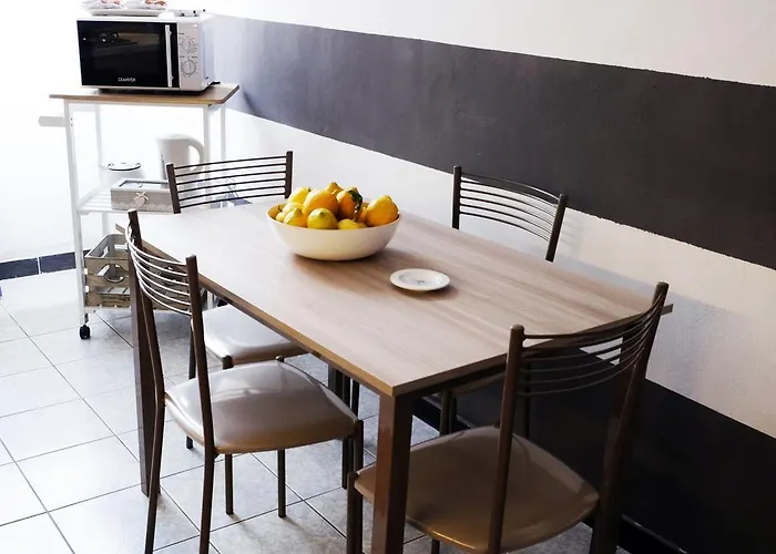 T T House בית נופש לה ספציה