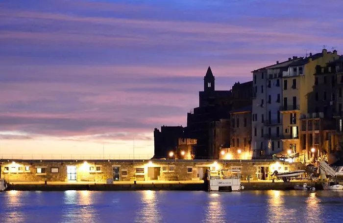 T T House * לה ספציה